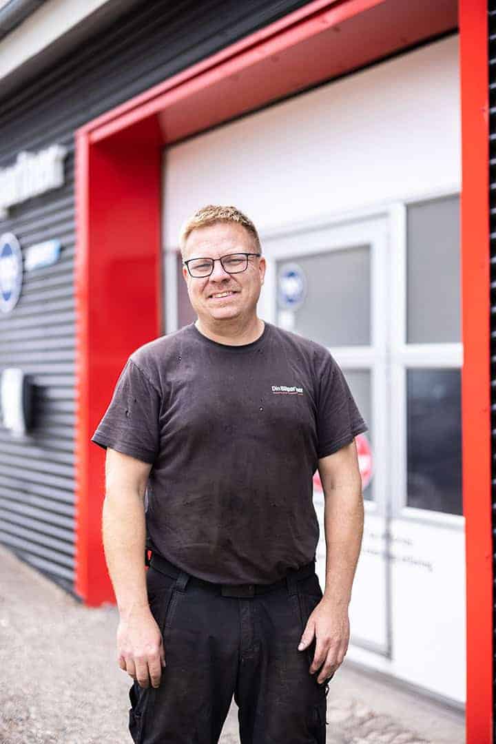 Indehaver Thomas fra Landsbyens Auto